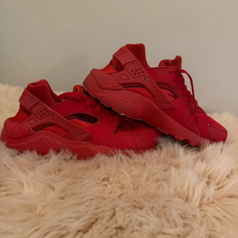 Nike Red Huarache Sneakers, Size 7. Used- Read Description!